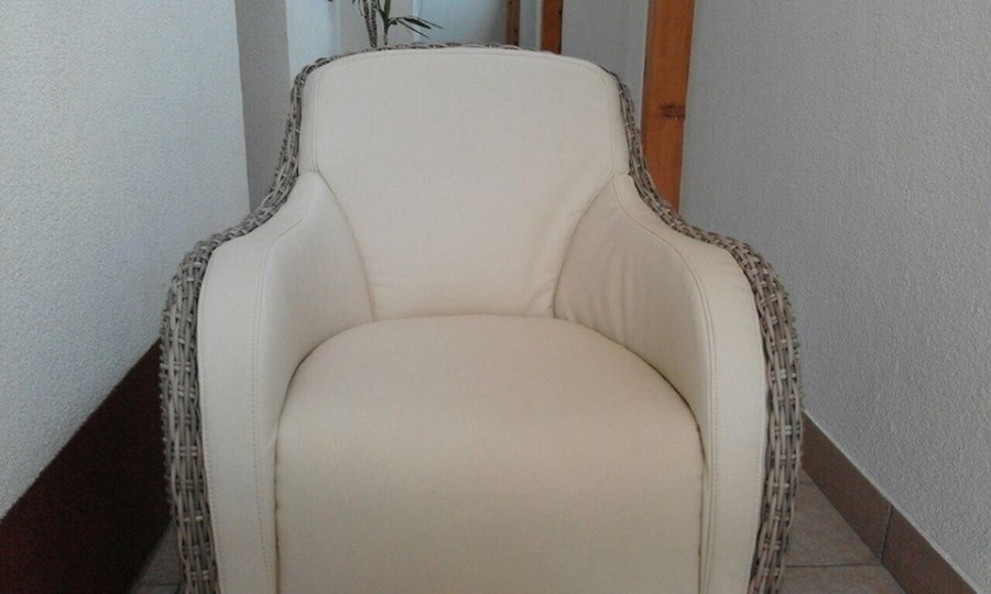 Kárpitos munkák áthúzások - Kárpitos Vác