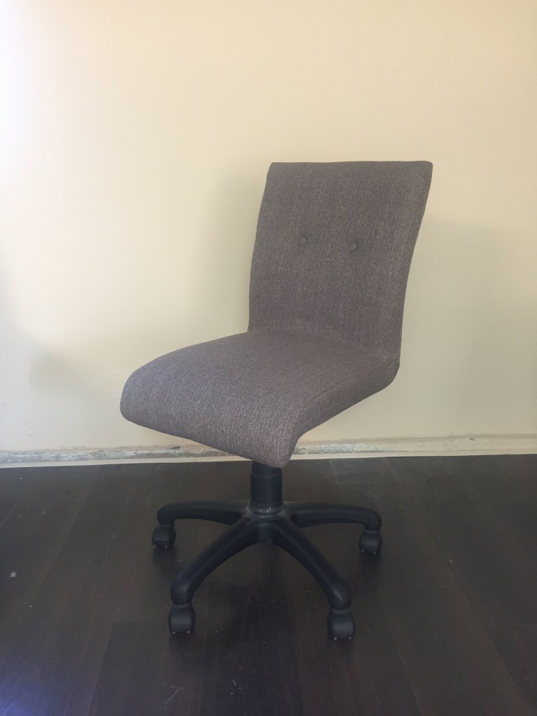 Irodai szék áthúzása javítása - Kárpitos Vác